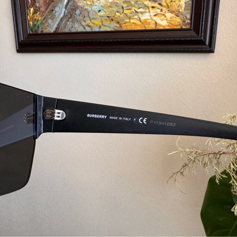 Burberry Sunglasses Black BE4291 Glasses Frames - Picture 9 of 11